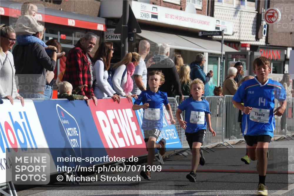 15.09.2024 - PSD Bank Halbmarathon Michael Strokosch http://msf.ph/oto/7071309 15.09.2024 10:27:54 Ziel 14, 27, 28, 43, 73, 77, 108, 128, 138, 230, 247, 249, 261, 293, 296 meine-sportfotos.de