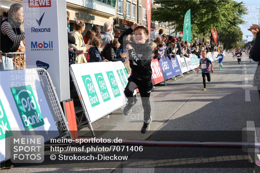 15.09.2024 - PSD Bank Halbmarathon Strokosch-Dieckow http://msf.ph/oto/7071406 15.09.2024 10:28:42 Ziel 26, 45, 89, 92, 149, 162, 183, 184, 192, 243, 273, 285 meine-sportfotos.de