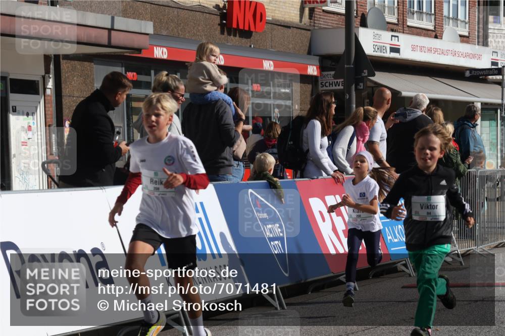 15.09.2024 - PSD Bank Halbmarathon Michael Strokosch http://msf.ph/oto/7071481 15.09.2024 10:28:09 Ziel 14, 84, 94, 132, 135, 161, 166, 208, 217, 258, 262, 285, 293 meine-sportfotos.de