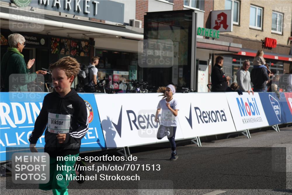15.09.2024 - PSD Bank Halbmarathon Michael Strokosch http://msf.ph/oto/7071513 15.09.2024 10:28:10 Ziel 84, 94, 132, 135, 161, 166, 208, 217, 258, 262, 285, 293 meine-sportfotos.de
