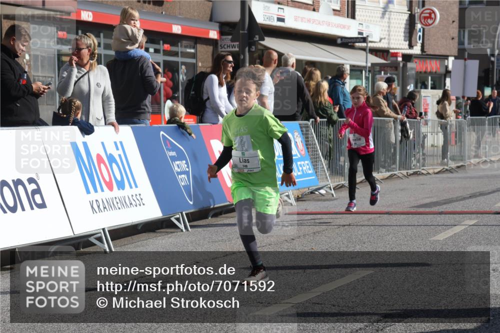 15.09.2024 - PSD Bank Halbmarathon Michael Strokosch http://msf.ph/oto/7071592 15.09.2024 10:28:19 Ziel 45, 84, 89, 92, 135, 149, 166, 183, 208, 258, 285 meine-sportfotos.de