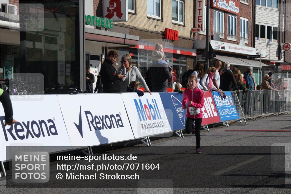 15.09.2024 - PSD Bank Halbmarathon Michael Strokosch http://msf.ph/oto/7071604 15.09.2024 10:28:20 Ziel 45, 84, 89, 92, 135, 149, 166, 183, 208, 243, 258, 285 meine-sportfotos.de