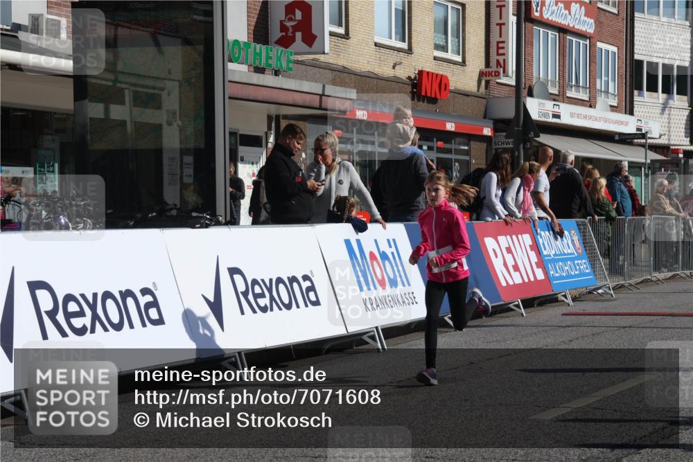 15.09.2024 - PSD Bank Halbmarathon Michael Strokosch http://msf.ph/oto/7071608 15.09.2024 10:28:20 Ziel 45, 84, 89, 92, 135, 149, 166, 183, 208, 243, 258, 285 meine-sportfotos.de