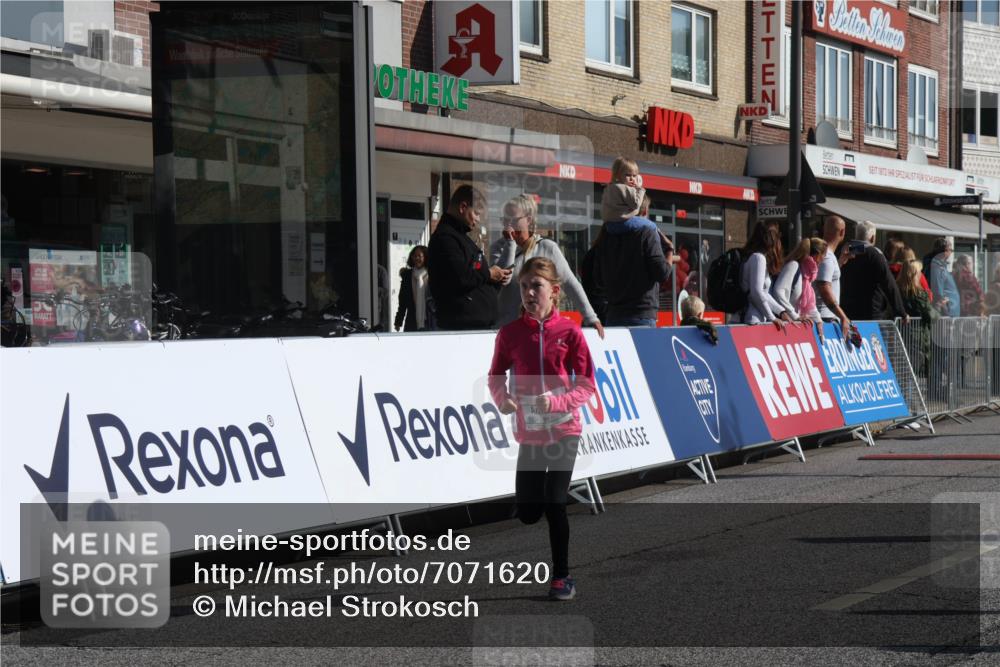 15.09.2024 - PSD Bank Halbmarathon Michael Strokosch http://msf.ph/oto/7071620 15.09.2024 10:28:21 Ziel 45, 84, 89, 92, 135, 149, 166, 183, 192, 208, 243, 258, 285 meine-sportfotos.de