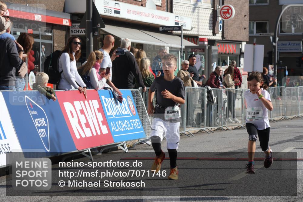 15.09.2024 - PSD Bank Halbmarathon Michael Strokosch http://msf.ph/oto/7071746 15.09.2024 10:28:34 Ziel 26, 45, 92, 162, 183, 184, 192, 235, 243, 273, 305 meine-sportfotos.de