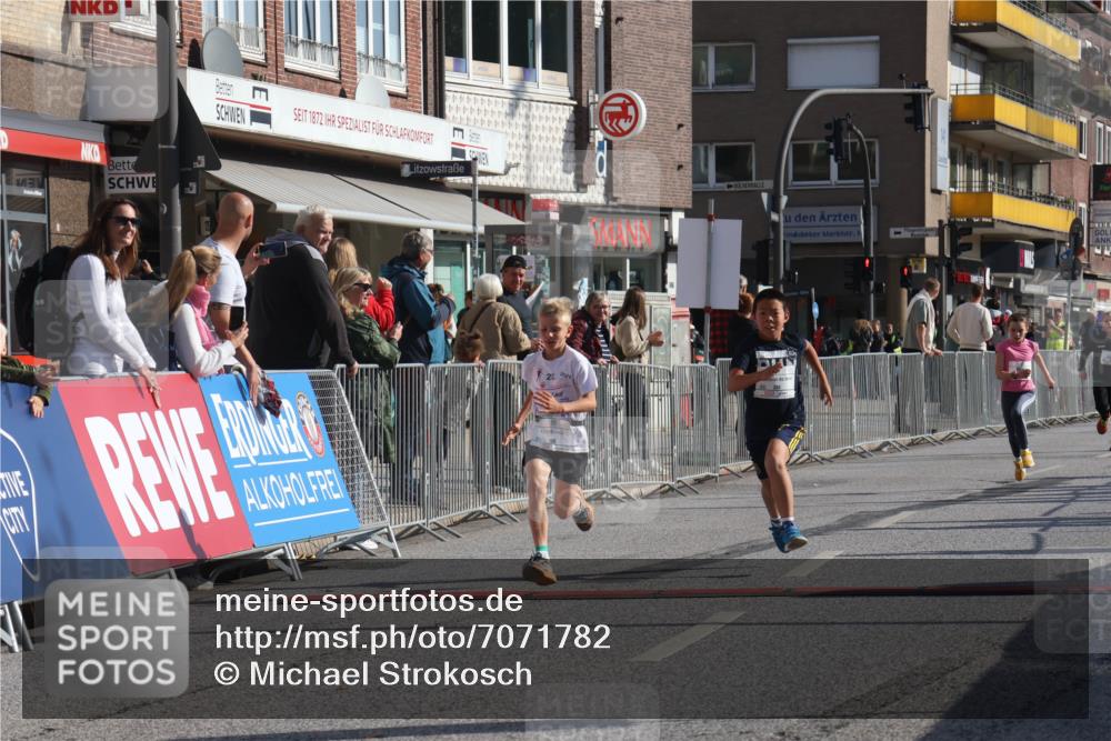 15.09.2024 - PSD Bank Halbmarathon Michael Strokosch http://msf.ph/oto/7071782 15.09.2024 10:28:38 Ziel 26, 130, 162, 183, 184, 192, 205, 235, 243, 273, 305 meine-sportfotos.de