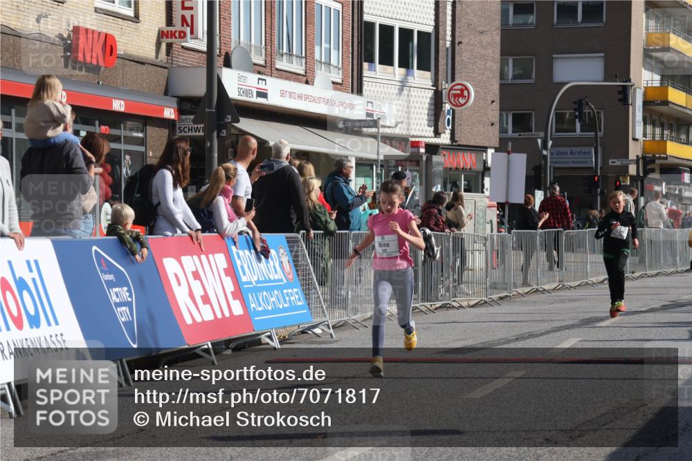 15.09.2024 - PSD Bank Halbmarathon Michael Strokosch http://msf.ph/oto/7071817 15.09.2024 10:28:41 Ziel 26, 130, 140, 162, 184, 192, 205, 235, 273, 305 meine-sportfotos.de