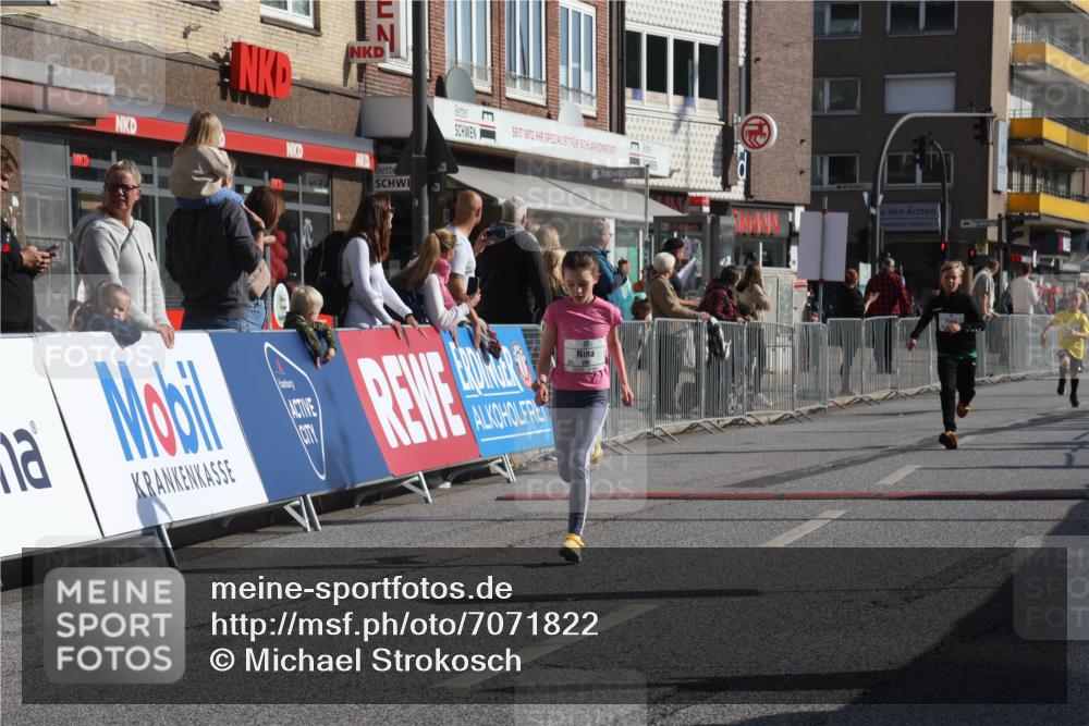 15.09.2024 - PSD Bank Halbmarathon Michael Strokosch http://msf.ph/oto/7071822 15.09.2024 10:28:42 Ziel 26, 130, 140, 162, 184, 205, 235, 273, 305 meine-sportfotos.de
