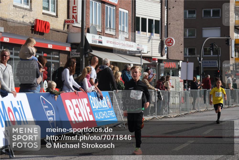 15.09.2024 - PSD Bank Halbmarathon Michael Strokosch http://msf.ph/oto/7071846 15.09.2024 10:28:44 Ziel 26, 130, 140, 162, 205, 235, 273, 305 meine-sportfotos.de
