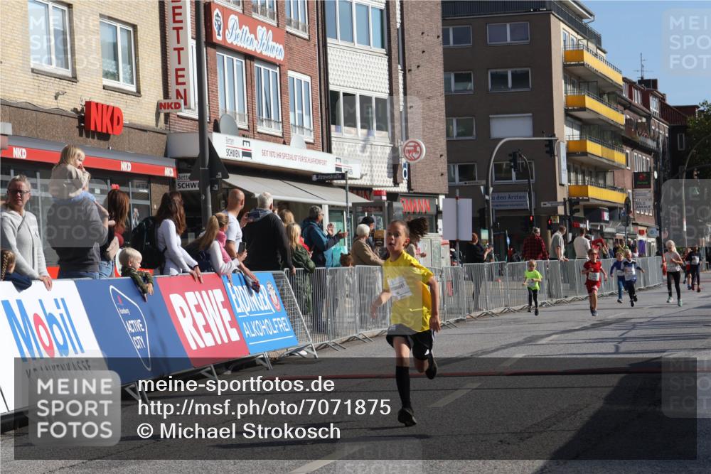 15.09.2024 - PSD Bank Halbmarathon Michael Strokosch http://msf.ph/oto/7071875 15.09.2024 10:28:47 Ziel 130, 140, 162, 179, 205, 222, 235, 273, 305 meine-sportfotos.de