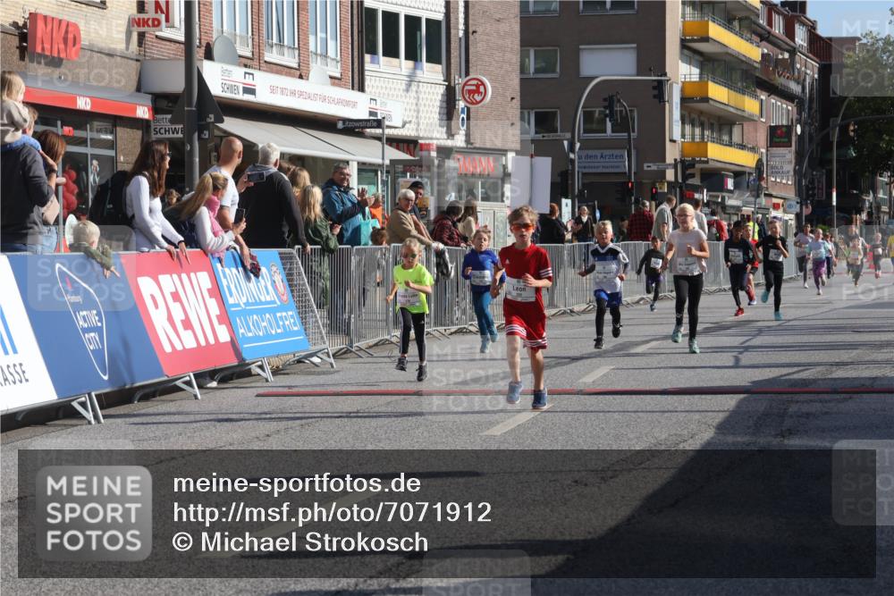 15.09.2024 - PSD Bank Halbmarathon Michael Strokosch http://msf.ph/oto/7071912 15.09.2024 10:28:53 Ziel 106, 107, 130, 137, 140, 154, 179, 189, 205, 222, 231, 292 meine-sportfotos.de