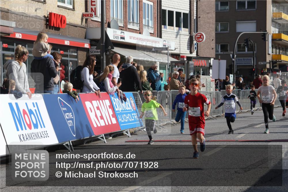 15.09.2024 - PSD Bank Halbmarathon Michael Strokosch http://msf.ph/oto/7071928 15.09.2024 10:28:53 Ziel 106, 107, 130, 137, 140, 154, 179, 189, 205, 222, 231, 292 meine-sportfotos.de