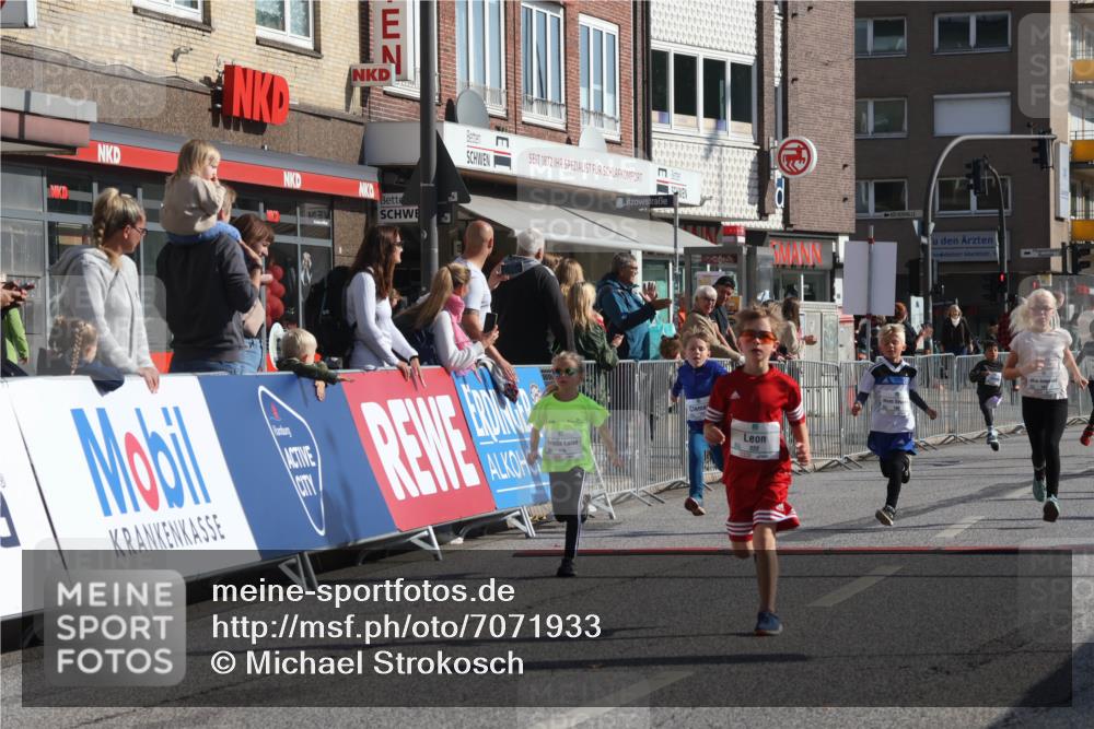 15.09.2024 - PSD Bank Halbmarathon Michael Strokosch http://msf.ph/oto/7071933 15.09.2024 10:28:54 Ziel 106, 107, 130, 137, 140, 154, 179, 189, 205, 222, 231, 292 meine-sportfotos.de