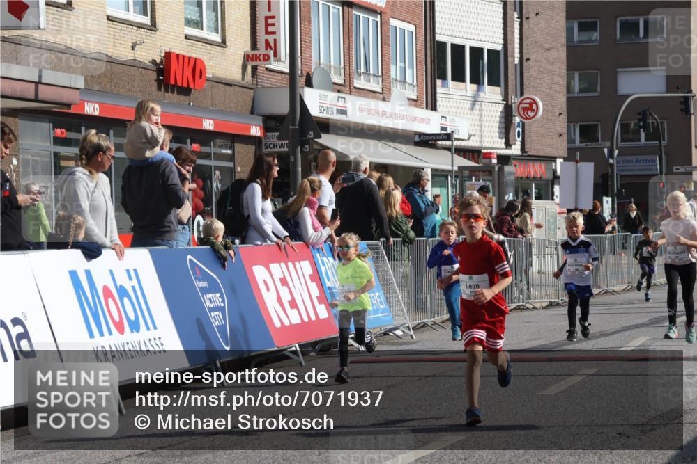 15.09.2024 - PSD Bank Halbmarathon Michael Strokosch http://msf.ph/oto/7071937 15.09.2024 10:28:54 Ziel 106, 107, 130, 137, 140, 154, 179, 189, 205, 222, 231, 292 meine-sportfotos.de