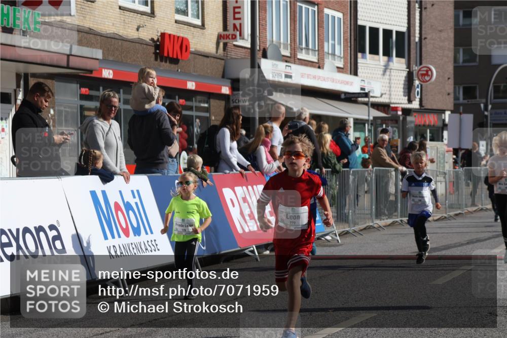 15.09.2024 - PSD Bank Halbmarathon Michael Strokosch http://msf.ph/oto/7071959 15.09.2024 10:28:55 Ziel 106, 107, 130, 137, 140, 154, 170, 179, 189, 205, 222, 231, 288, 292 meine-sportfotos.de