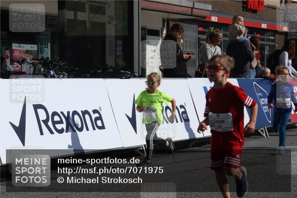 15.09.2024 - PSD Bank Halbmarathon Michael Strokosch http://msf.ph/oto/7071975 15.09.2024 10:28:56 Ziel 106, 107, 130, 137, 140, 154, 170, 179, 189, 222, 231, 288, 292 meine-sportfotos.de