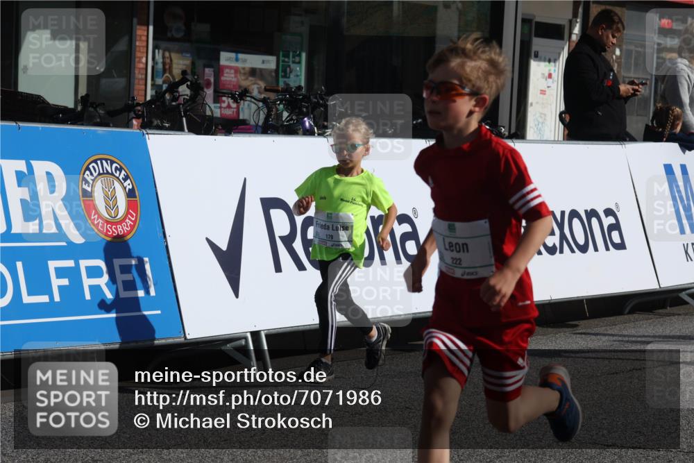15.09.2024 - PSD Bank Halbmarathon Michael Strokosch http://msf.ph/oto/7071986 15.09.2024 10:28:56 Ziel 106, 107, 130, 137, 140, 154, 170, 179, 189, 222, 231, 288, 292 meine-sportfotos.de