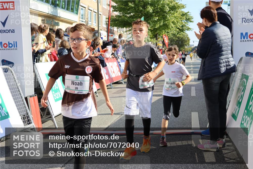 15.09.2024 - PSD Bank Halbmarathon Strokosch-Dieckow http://msf.ph/oto/7072040 15.09.2024 10:28:51 Ziel 26, 45, 92, 130, 162, 183, 184, 192, 205, 235, 243, 273, 305 meine-sportfotos.de
