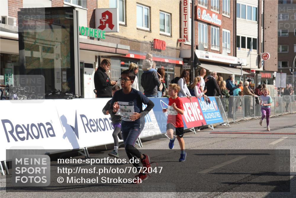15.09.2024 - PSD Bank Halbmarathon Michael Strokosch http://msf.ph/oto/7072047 15.09.2024 10:29:00 Ziel 106, 107, 137, 140, 150, 154, 170, 179, 189, 222, 231, 244, 271, 288, 292, 297 meine-sportfotos.de