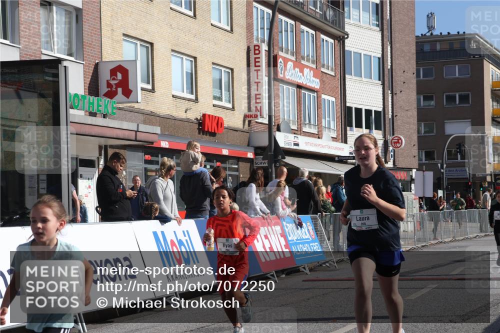 15.09.2024 - PSD Bank Halbmarathon Michael Strokosch http://msf.ph/oto/7072250 15.09.2024 10:29:16 Ziel 5, 12, 47, 70, 150, 180, 194, 244, 254, 255, 271, 297 meine-sportfotos.de