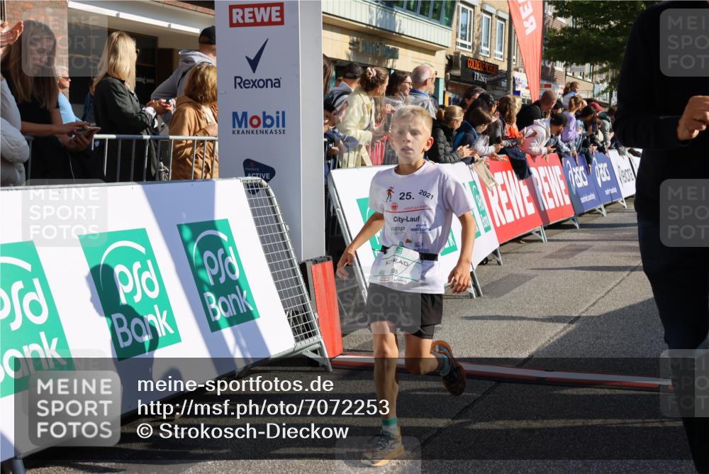 15.09.2024 - PSD Bank Halbmarathon Strokosch-Dieckow http://msf.ph/oto/7072253 15.09.2024 10:28:54 Ziel 26, 130, 162, 184, 192, 205, 235, 243, 273, 305 meine-sportfotos.de