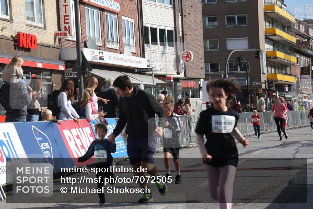 15.09.2024 - PSD Bank Halbmarathon Michael Strokosch http://msf.ph/oto/7072505 15.09.2024 10:29:43 Ziel 3, 15, 46, 60, 63, 74, 112, 164, 168, 171, 185, 218, 225, 246, 286 meine-sportfotos.de