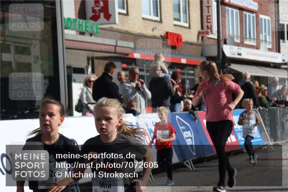 15.09.2024 - PSD Bank Halbmarathon Michael Strokosch http://msf.ph/oto/7072605 15.09.2024 10:29:52 Ziel 3, 63, 97, 127, 156, 164, 171, 185, 218, 225, 246, 252, 264, 286 meine-sportfotos.de