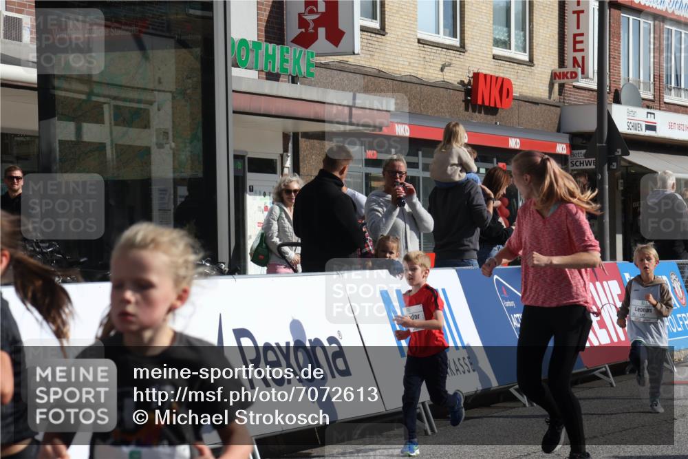 15.09.2024 - PSD Bank Halbmarathon Michael Strokosch http://msf.ph/oto/7072613 15.09.2024 10:29:52 Ziel 3, 63, 97, 127, 156, 164, 171, 185, 218, 225, 246, 252, 264, 286 meine-sportfotos.de