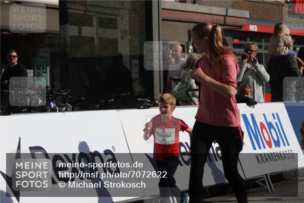 15.09.2024 - PSD Bank Halbmarathon Michael Strokosch http://msf.ph/oto/7072622 15.09.2024 10:29:53 Ziel 3, 63, 97, 127, 156, 171, 185, 218, 225, 246, 252, 264, 286 meine-sportfotos.de