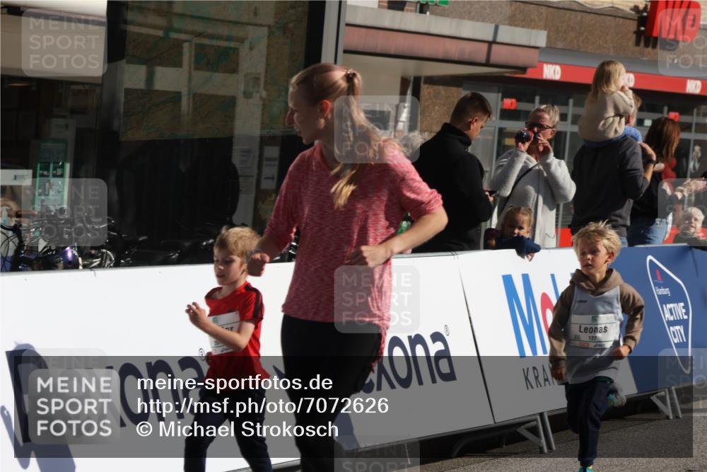 15.09.2024 - PSD Bank Halbmarathon Michael Strokosch http://msf.ph/oto/7072626 15.09.2024 10:29:53 Ziel 3, 63, 97, 127, 156, 171, 185, 218, 225, 246, 252, 264, 286 meine-sportfotos.de