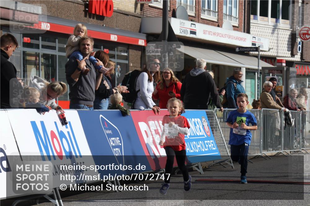 15.09.2024 - PSD Bank Halbmarathon Michael Strokosch http://msf.ph/oto/7072747 15.09.2024 10:30:04 Ziel 32, 97, 127, 129, 156, 252, 264, 281, 289, 306 meine-sportfotos.de