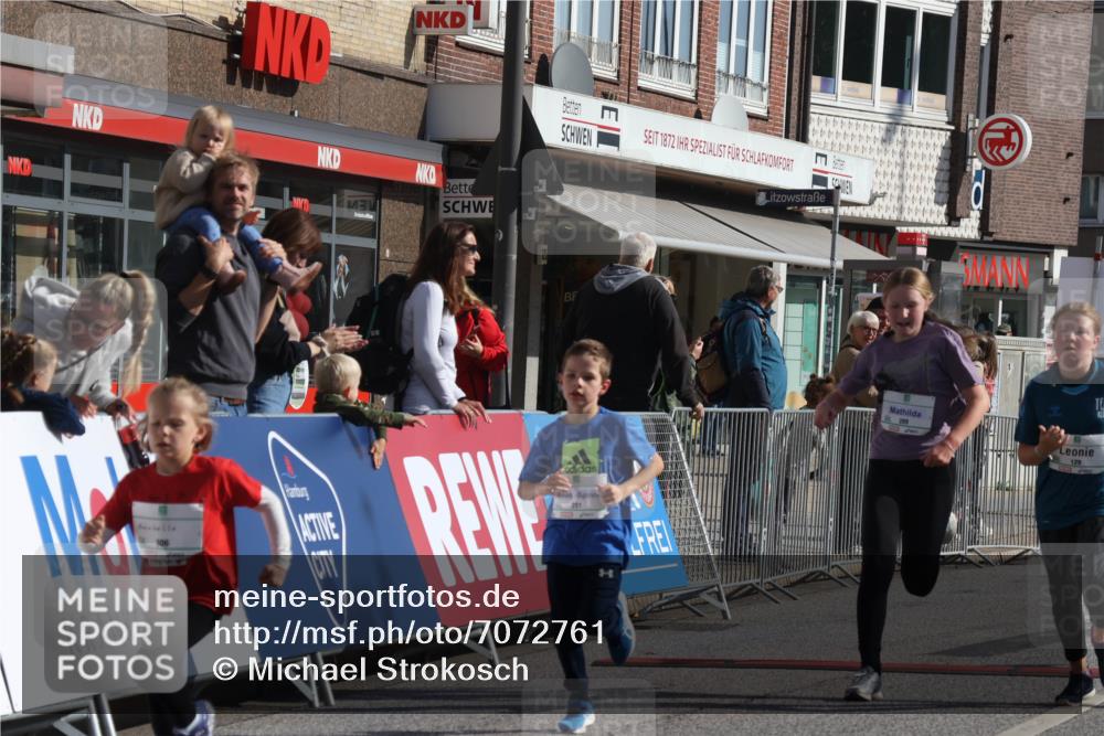 15.09.2024 - PSD Bank Halbmarathon Michael Strokosch http://msf.ph/oto/7072761 15.09.2024 10:30:05 Ziel 32, 97, 127, 129, 156, 252, 281, 289, 306 meine-sportfotos.de