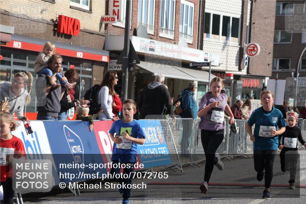 15.09.2024 - PSD Bank Halbmarathon Michael Strokosch http://msf.ph/oto/7072765 15.09.2024 10:30:05 Ziel 32, 97, 127, 129, 156, 252, 281, 289, 306 meine-sportfotos.de