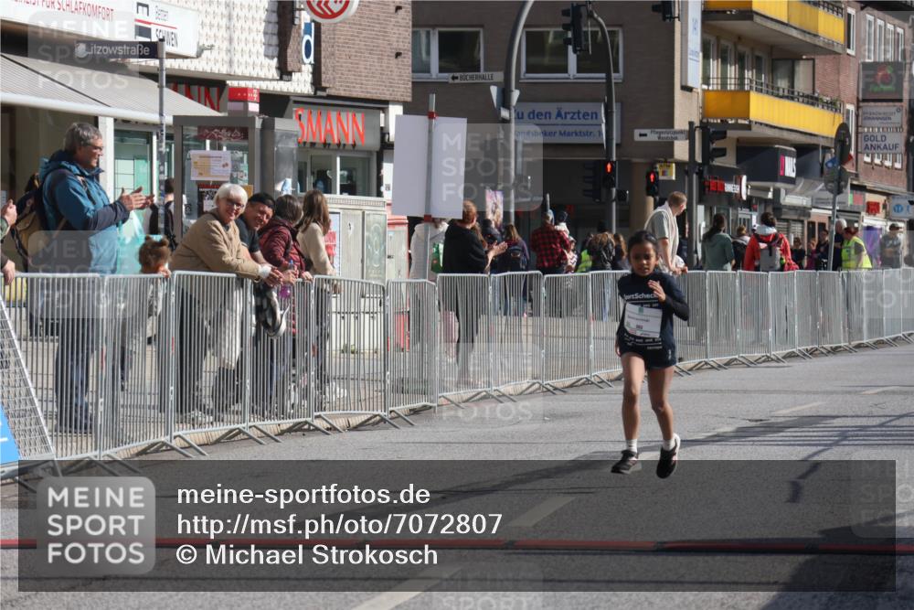 15.09.2024 - PSD Bank Halbmarathon Michael Strokosch http://msf.ph/oto/7072807 15.09.2024 10:30:22 Ziel 303 meine-sportfotos.de