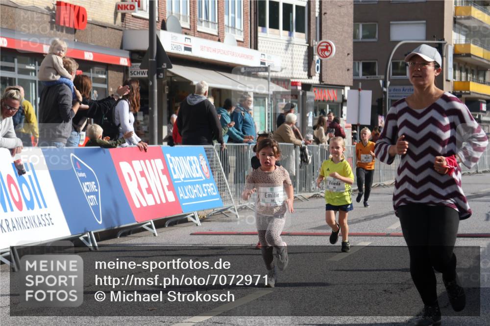 15.09.2024 - PSD Bank Halbmarathon Michael Strokosch http://msf.ph/oto/7072971 15.09.2024 10:30:47 Ziel 38, 44, 141, 145, 147, 207, 214, 234 meine-sportfotos.de