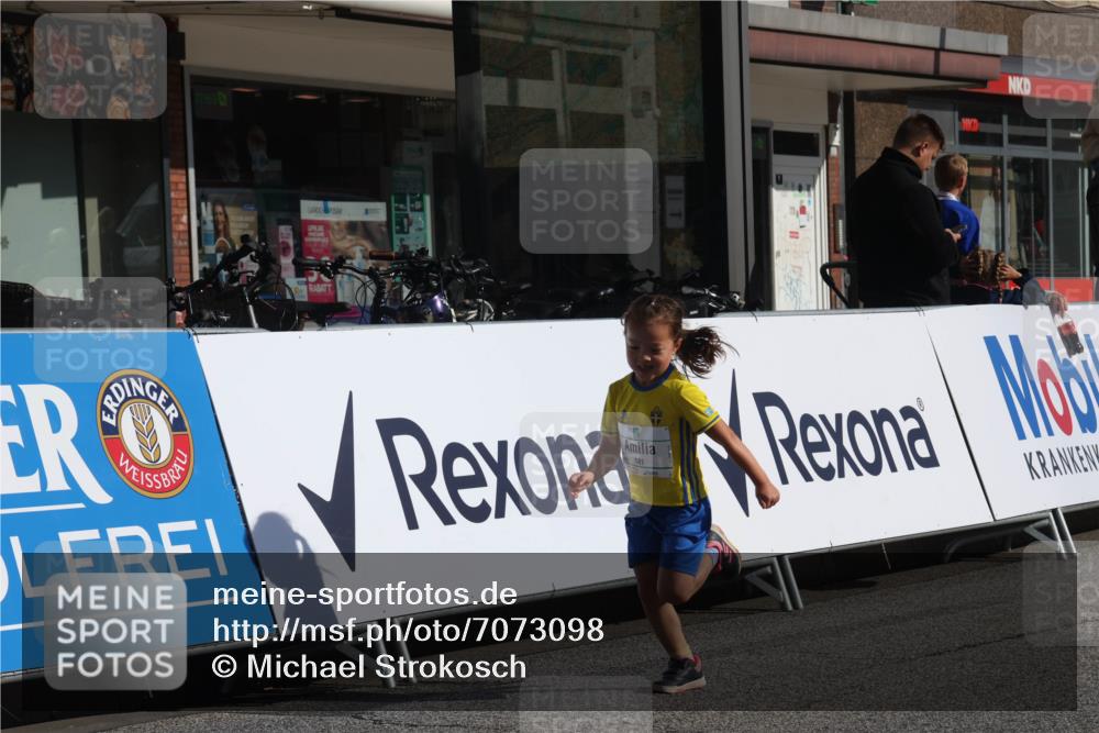 15.09.2024 - PSD Bank Halbmarathon Michael Strokosch http://msf.ph/oto/7073098 15.09.2024 10:30:56 Ziel 25, 38, 44, 126, 141, 145, 207, 234, 277 meine-sportfotos.de