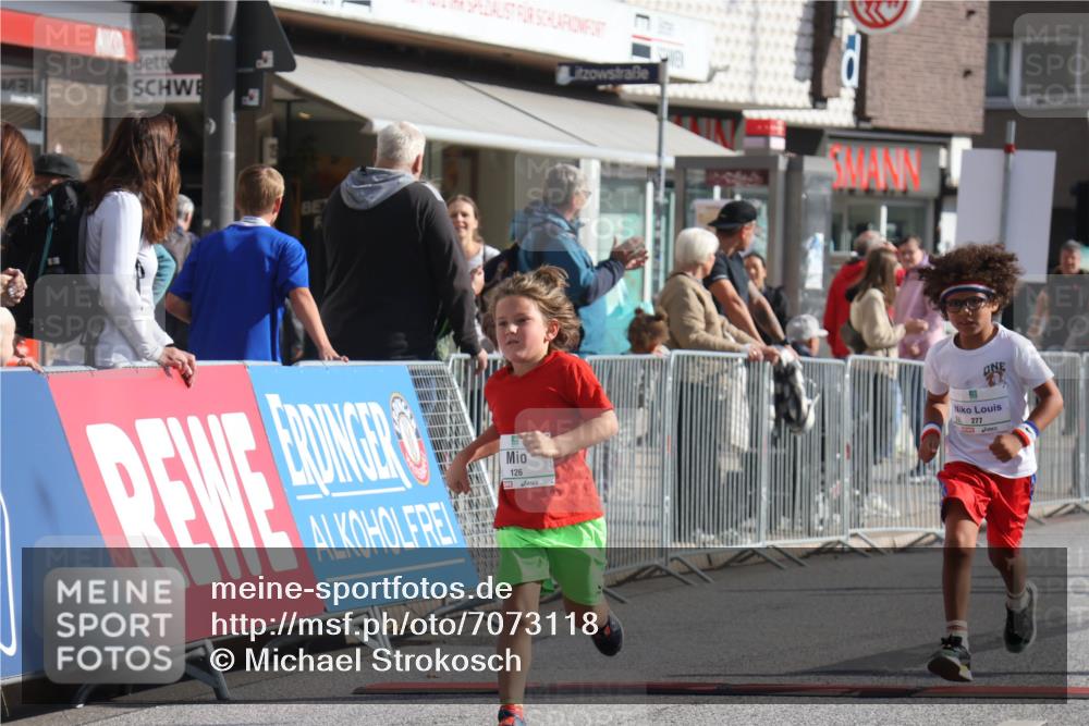 15.09.2024 - PSD Bank Halbmarathon Michael Strokosch http://msf.ph/oto/7073118 15.09.2024 10:31:00 Ziel 24, 25, 44, 72, 104, 105, 126, 141, 207, 234, 277, 287 meine-sportfotos.de