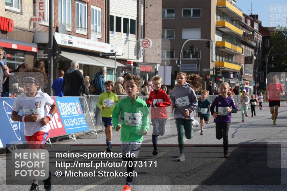 15.09.2024 - PSD Bank Halbmarathon Michael Strokosch http://msf.ph/oto/7073171 15.09.2024 10:31:04 Ziel 24, 25, 39, 72, 104, 105, 126, 141, 163, 191, 277, 287 meine-sportfotos.de