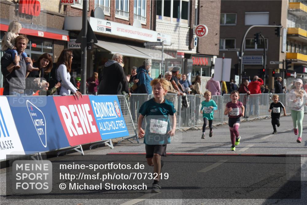15.09.2024 - PSD Bank Halbmarathon Michael Strokosch http://msf.ph/oto/7073219 15.09.2024 10:31:08 Ziel 24, 25, 39, 72, 104, 105, 126, 160, 163, 191, 277, 287 meine-sportfotos.de