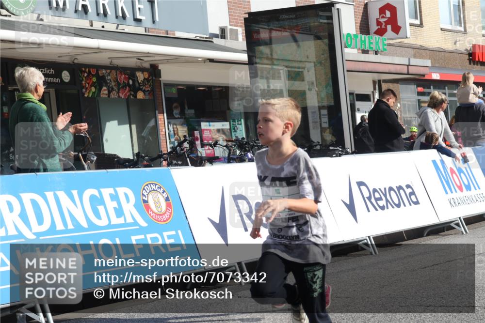15.09.2024 - PSD Bank Halbmarathon Michael Strokosch http://msf.ph/oto/7073342 15.09.2024 10:31:23 Ziel 78, 158, 160, 163, 175, 191, 201 meine-sportfotos.de