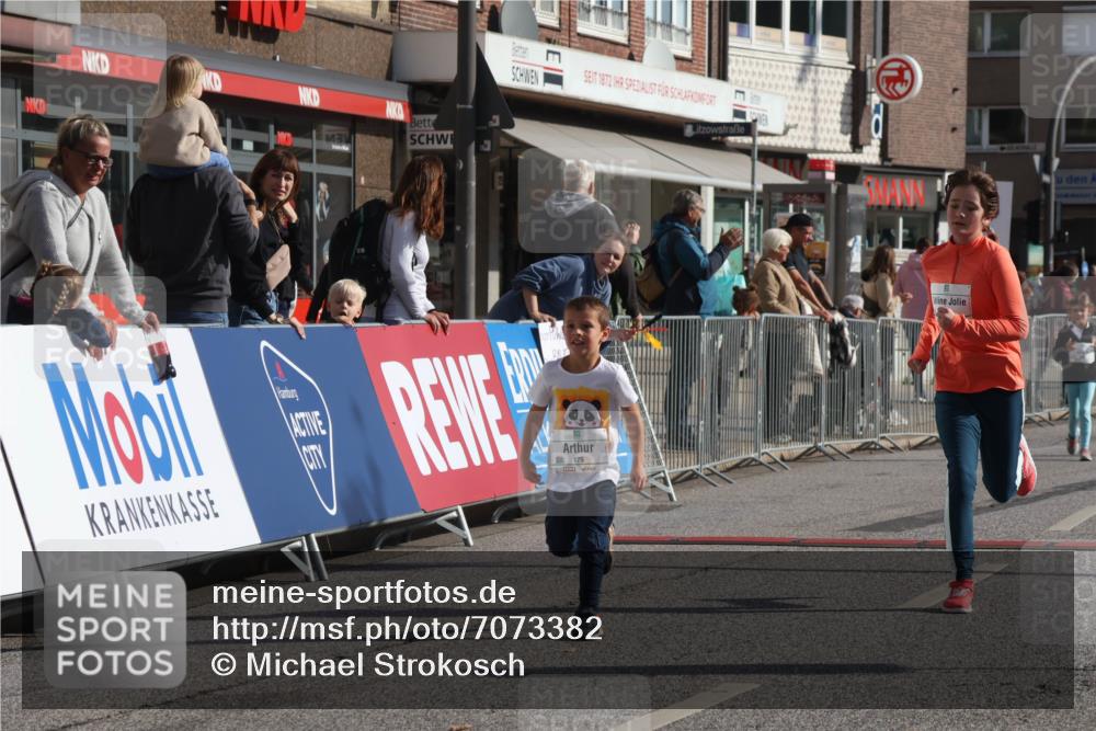 15.09.2024 - PSD Bank Halbmarathon Michael Strokosch http://msf.ph/oto/7073382 15.09.2024 10:31:29 Ziel 78, 158, 175, 201, 202, 250 meine-sportfotos.de