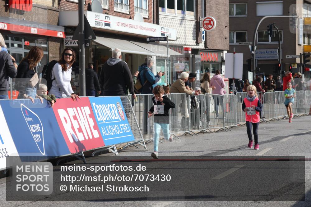 15.09.2024 - PSD Bank Halbmarathon Michael Strokosch http://msf.ph/oto/7073430 15.09.2024 10:31:34 Ziel 175, 201, 202, 223, 250 meine-sportfotos.de