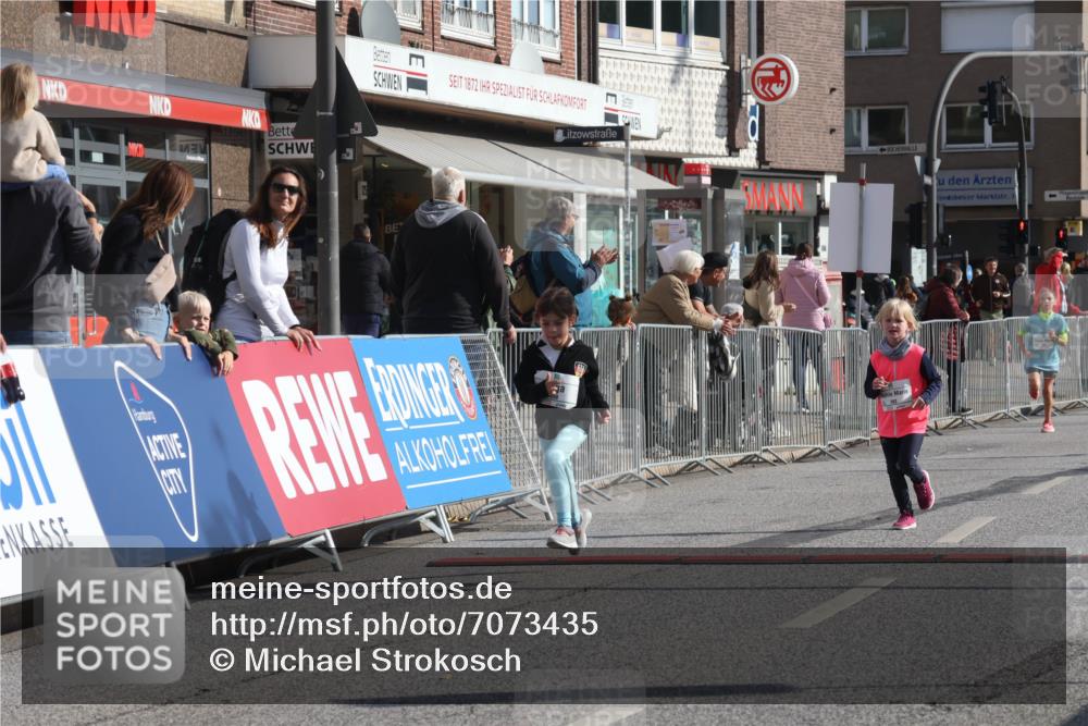 15.09.2024 - PSD Bank Halbmarathon Michael Strokosch http://msf.ph/oto/7073435 15.09.2024 10:31:34 Ziel 175, 201, 202, 223, 250 meine-sportfotos.de