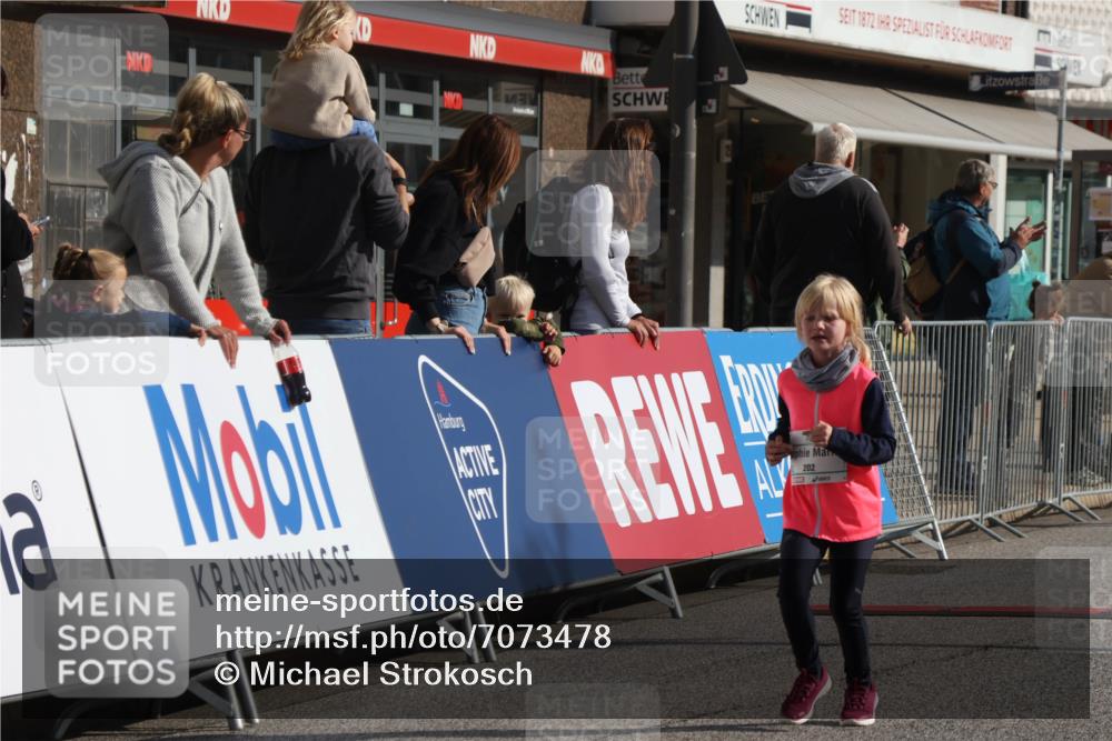 15.09.2024 - PSD Bank Halbmarathon Michael Strokosch http://msf.ph/oto/7073478 15.09.2024 10:31:38 Ziel 11, 175, 201, 202, 223, 250, 299 meine-sportfotos.de