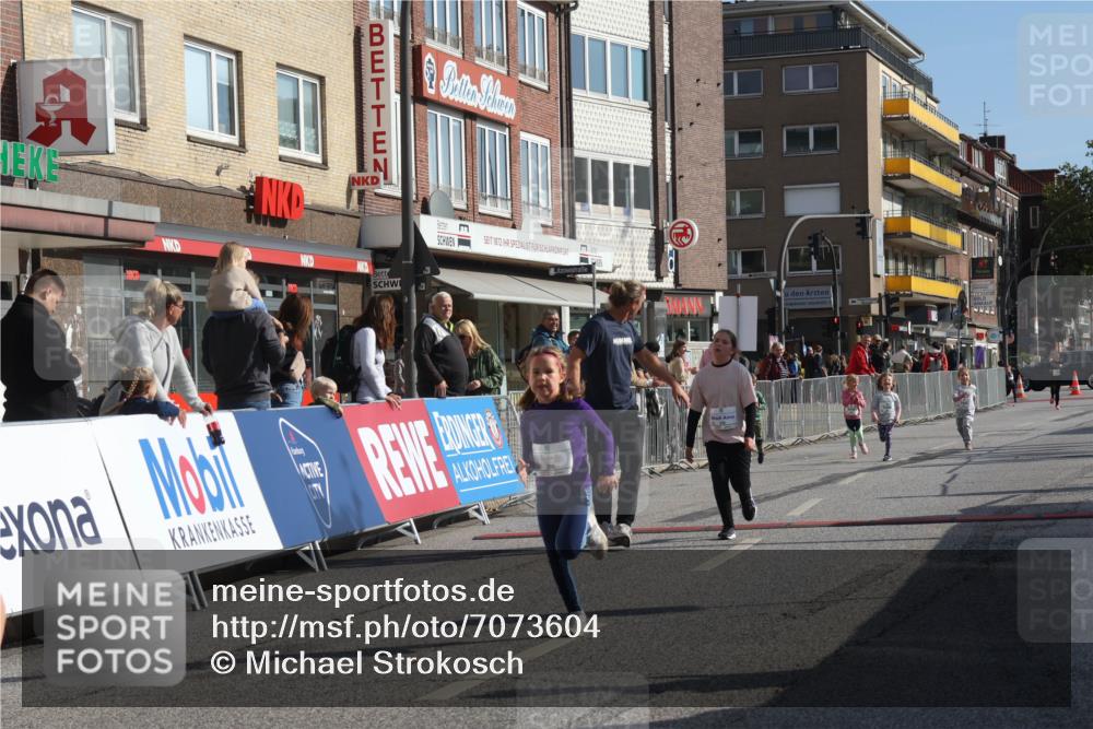 15.09.2024 - PSD Bank Halbmarathon Michael Strokosch http://msf.ph/oto/7073604 15.09.2024 10:31:47 Ziel 11, 56, 57, 151, 202, 223, 250, 267, 276, 299 meine-sportfotos.de