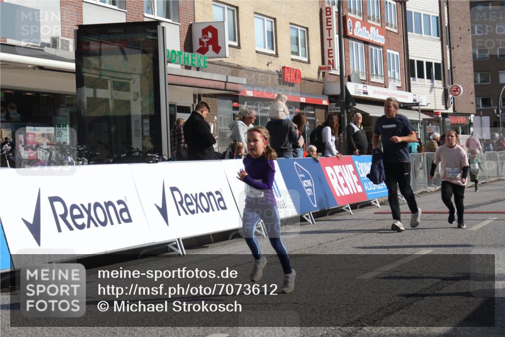 15.09.2024 - PSD Bank Halbmarathon Michael Strokosch http://msf.ph/oto/7073612 15.09.2024 10:31:48 Ziel 11, 56, 57, 151, 202, 223, 250, 267, 276, 299 meine-sportfotos.de
