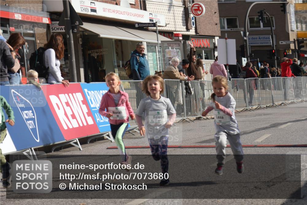 15.09.2024 - PSD Bank Halbmarathon Michael Strokosch http://msf.ph/oto/7073680 15.09.2024 10:31:53 Ziel 11, 56, 57, 151, 223, 267, 276, 299 meine-sportfotos.de