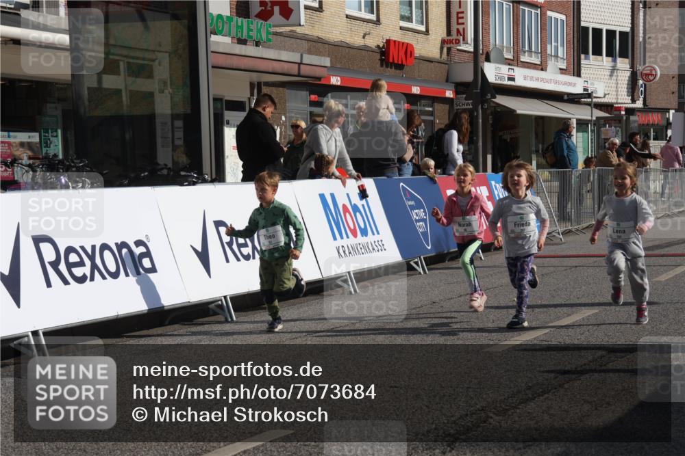 15.09.2024 - PSD Bank Halbmarathon Michael Strokosch http://msf.ph/oto/7073684 15.09.2024 10:31:54 Ziel 11, 56, 57, 151, 223, 267, 276, 299 meine-sportfotos.de