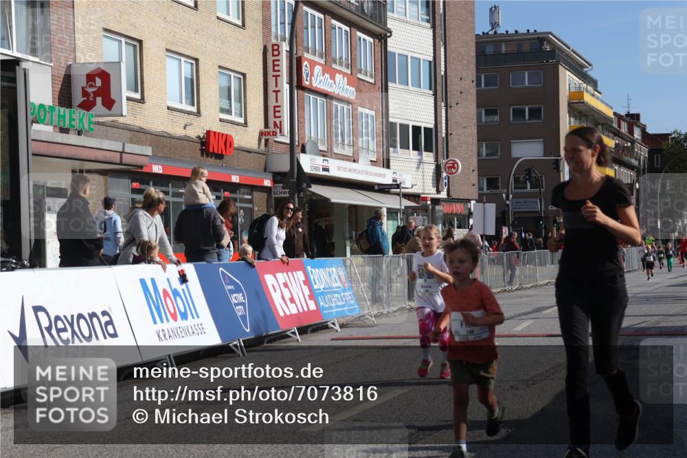 15.09.2024 - PSD Bank Halbmarathon Michael Strokosch http://msf.ph/oto/7073816 15.09.2024 10:32:10 Ziel 148, 193, 199, 280 meine-sportfotos.de