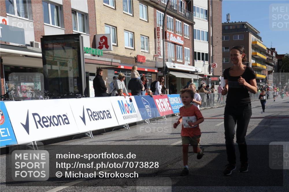 15.09.2024 - PSD Bank Halbmarathon Michael Strokosch http://msf.ph/oto/7073828 15.09.2024 10:32:11 Ziel 148, 193, 199, 280 meine-sportfotos.de